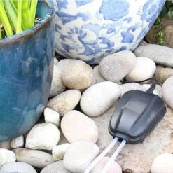 Blagdon Liberty Solar Air Pump - 1055741 6 Blagdon Liberty Solar Air Pump - 1055741 -Garden Irrigation Tools blagdon liberty pond oxygenator